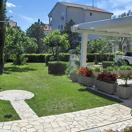 Ivan & Anka Bojko Apartment Selce