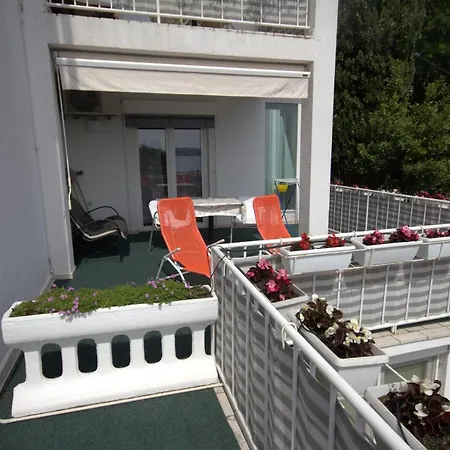 Ivan & Anka Bojko Apartment Selce